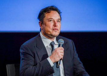 Musk se opet predomislio, kupio bi Twitter za 44 milijarde dolara
