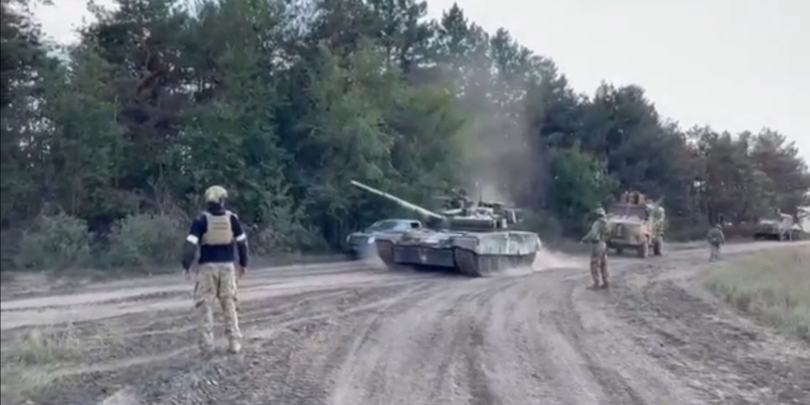 Zelenskij poziva civile Hersona na bijeg.