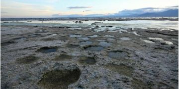 Zašto se Saltonsko more pretvara u otrovnu prašinu?