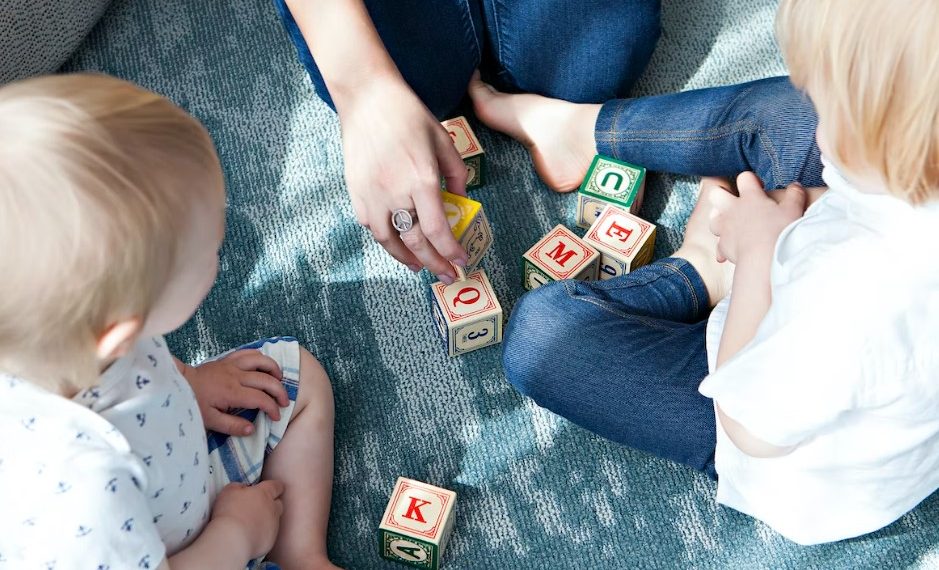 Važnost dječje igre od rođenja do polaska u školu