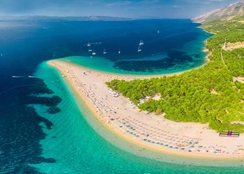 Otok Brač i diskretne ljepote