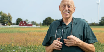 KAKO JE VETERINAR POL POSTAO SLAVNI TV VETERINAR I POMAŽE LJUDIMA