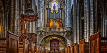 TKO NAJVIŠE INVESTIRA U KRŠĆANSKE CRKVE