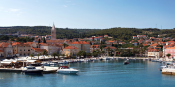 HVAR DISKRETNA MJESTA