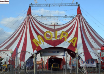 CIRKUS MOIRA ORFEI I SVE O CIGANSKOJ LJEPOTICI I BOGATAŠICI