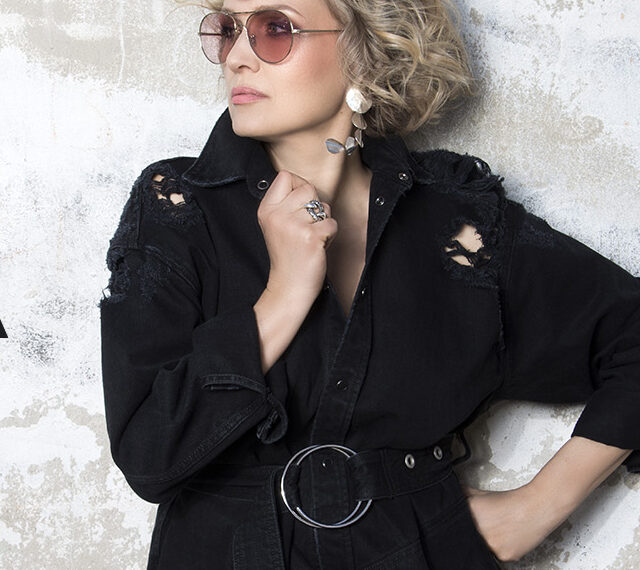 VANNA MLADA BAKA SA SAMO 52 GODINE