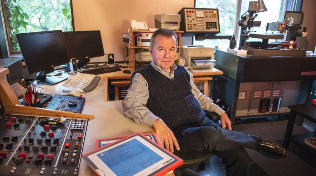 NAJMOĆNIJI LJUDI HRVATSKE ESTRADE POVLAČE KONCE IZ SJENE