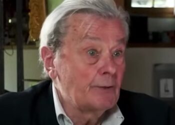 ALAIN DELON: BOGA BI PITAO DA MI POKAŽE OCA I MAJKU!