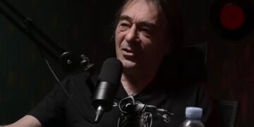 Što ima reći Adolf – Dado Topić o svom pravom imenu