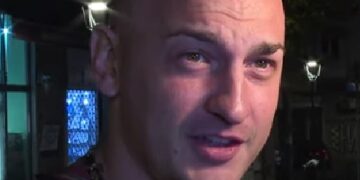 DESINGERICU ŠALJU U VOJSKU