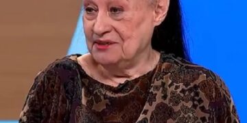 OLIVERA: UVUKLI SU ME MEĐU ORGIJE, TRANVESTIJE I MUMIJE!