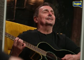 ZNAČI MI ŠTO ME POTAPŠAO TOMA A O GODINAMA NE PRIČAM