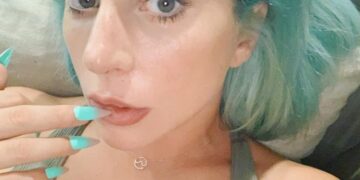 GAGA: UPALA SAM U DUG 3 MILIJUNA DOLARA, SKORO SAM PROPALA!!!