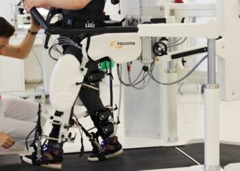 NAJSKUPLJA ROBOTSKA KLINIKA PODIŽE IZ KOLICA. SIROMAŠNI NEMAJU PRISTUP.