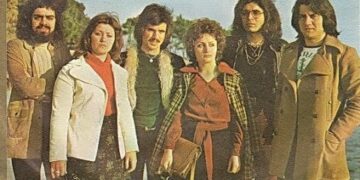 POČELI 1972: Oliver kao prateći vokal, Stavros bubnjar, Meri prvi vokal i skladatelj…..