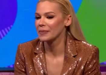 Voljela bi da se pohvalim dečkom ali sve je mrtvo more