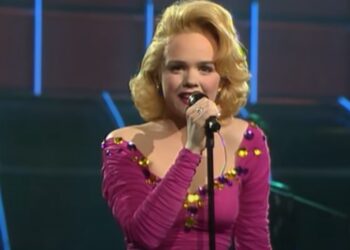 TAJČI SE HTJELA UBITI. BIOGRAFIJU SE ULJEPŠAVALO. NIJE OTKRILA TKO JE SILOVAO.