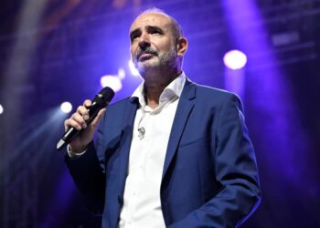 Dražen Zečić nakon pauze još uvijek snažno puni dvorane!