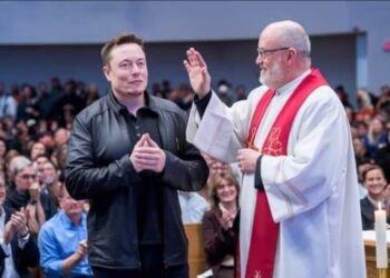 Najbogatiji čovjek na svijetu traži vjerski smisao u Kristu