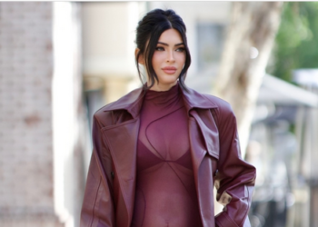 Megan Fox istakla trudnički stomak u potpuno providnoj haljini i donjem vešu