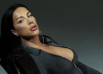 Seka Aleksić objavila video iz kade, tijelo joj prekriva samo pjena