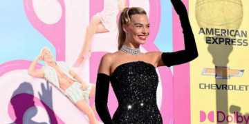 “Barbie” po prvi put postala majka