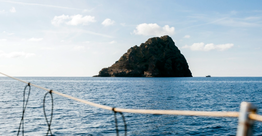 Znate li da Jadransko more ima svoj “Bermudski trokut”: Kod Visa su nestajali brodovi, avioni…