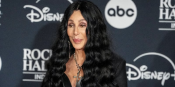 Cher ogorčena na bivšeg supruga s kojim je postigla svjetsku slavu: Uzeo mi je sav novac