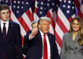 Melania Trump zasijala u Diorovom kompletu od 6.000 eura