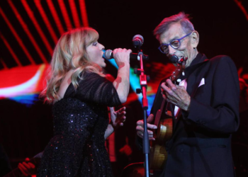 Novi fosili održali oproštajni koncert u Areni Zagreb