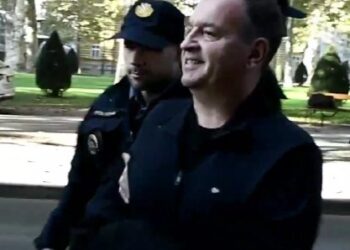 Zdravstvo u rasulu, osoblju male plaće, pacijenti poniženi, uređaji nedostupni