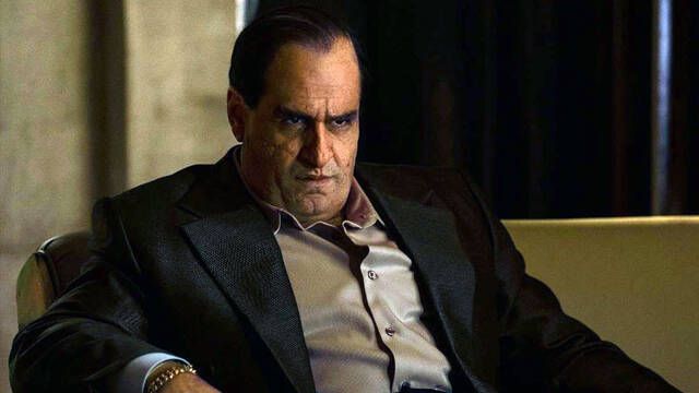 COLIN FARRELL TRANSFORMIRAN U NAKAZU PINGVINA