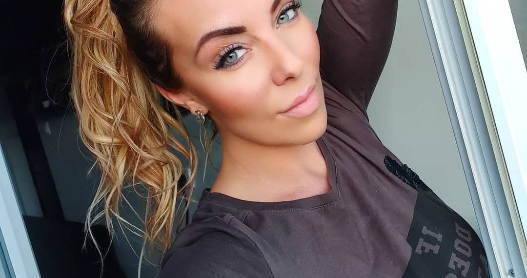 JELENA JEVREMOVIĆ: SOTONA JE UŠAO U TOG PJEVAČA ČUVAJTE SE!