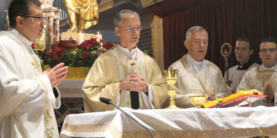 PLENKOVIĆ I BOŽINOVIĆ ODOBRILI VEĆE ISTRAGE HOBOTNICA