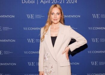 Popularna Hurem putuje svijetom i ohrabruje žene da ne čine njene greške!