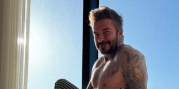 David Beckham pozirao bez majice pa mu obožavateljice poručile: “Najzgodniji si muškarac na svijetu”