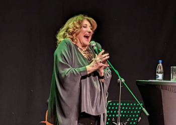 Tereza Kesovija šokirala priznanjem o svom zdravlju: Ne čujem baš ništa, godinama čitam s usana