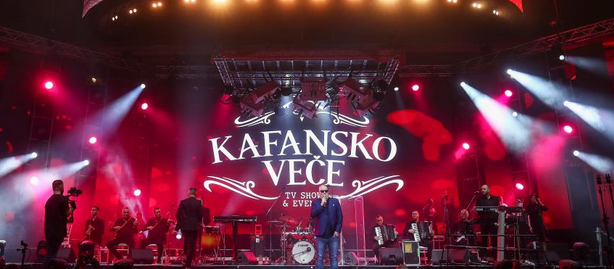 U Zagrebu u Areni održano drugo “Kafansko veče”: Uz taktove folk muzike uživalo se čak 9 sati