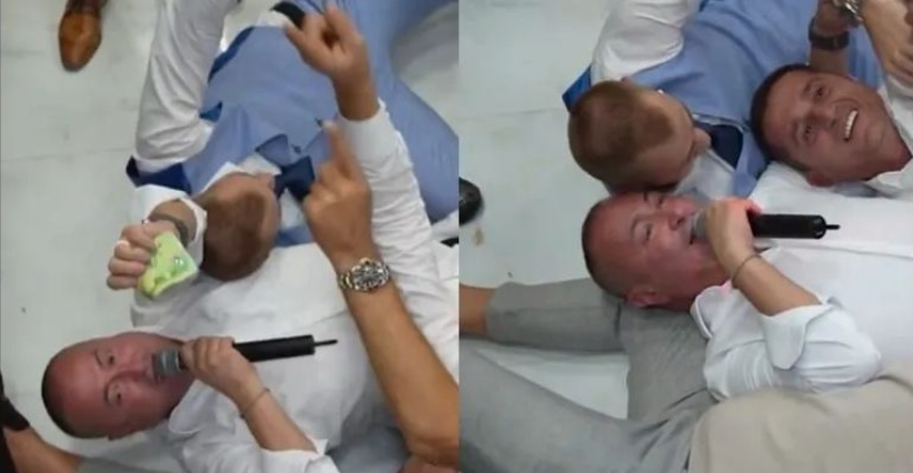 Đani ponovo pravio šou na zabavi: Legao na pod i pjevao, a novčanice su samo stizale