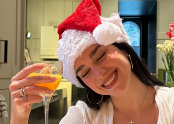 Dua Lipa nakon navoda o zarukama objavila dio božićne atmosfere, dijamantni prsten opet privukao pažnju