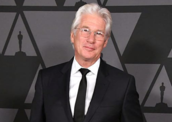 Richard Gere otkrio da je skoro odbio ulogu Edwarda Lewisa koja ga je proslavila