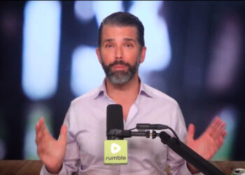 Kralj prevara: Sin Donalda Trumpa javno vara zaručnicu na istom mjestu gdje je i ranije bio nevjeran!