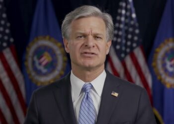 Lovac na pedofile Weinsteina, Epsteina, Diddya podnosi ostavku