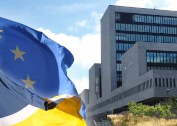 Granice prevare i paranoje kako prepoznati i utvrditi istinu.