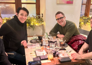 Tarik Filipović s Višnjićem, Navojcem i Lokasom: Objavio fotografiju uz opis “POKER”