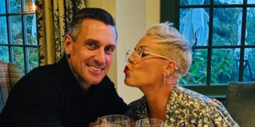 Pink na 19. godišnjicu braka: “Naša ljubav je gruba i slatka”