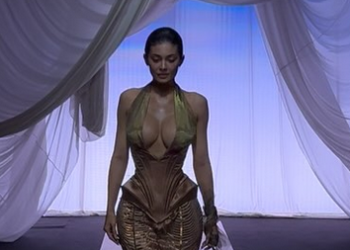 Kylie Jenner u prvi plan stavila ono što svaki muškarac želi da vidi