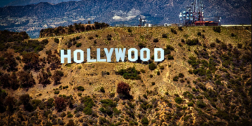 Zašto je i kada postavljen najpoznatiji znak u koji je u centru svjetskih dešavanja ovih dana