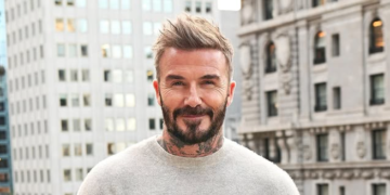 David Beckham provokativnim izdanjem bacio dame u trans, javila se i njegova supruga Victorija