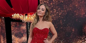 Jelena Tomašević ima brata koji se također bavi muzikom